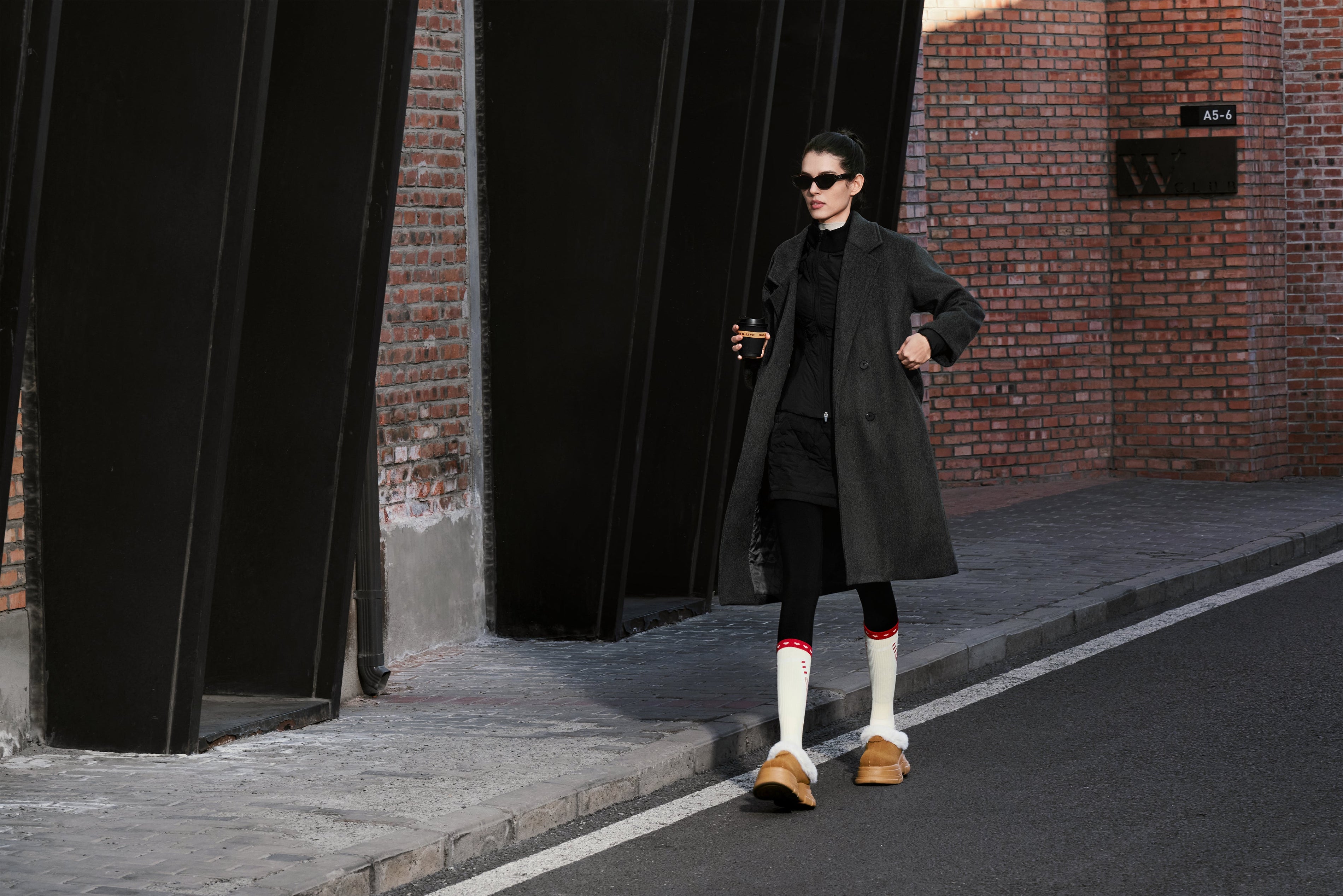 Should You Wear Compression Socks on a Flight?