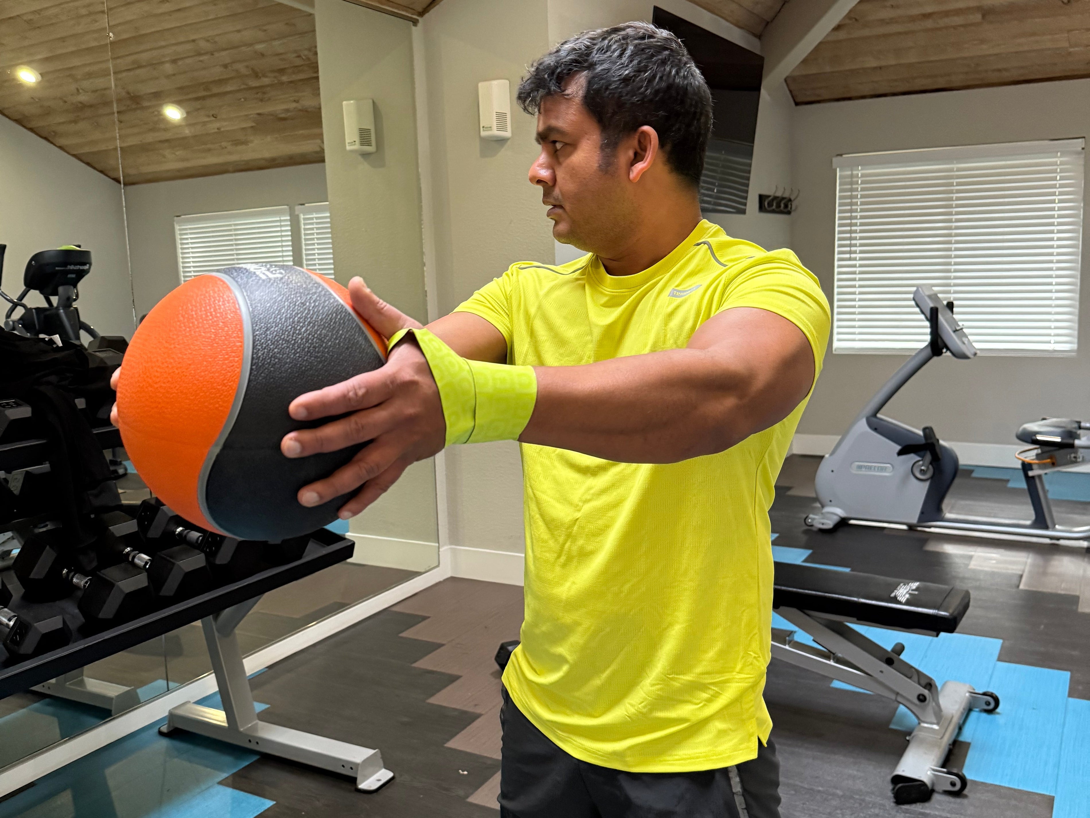 How to Relieve Wrist Strain (Before It Turns Into Something Scary)