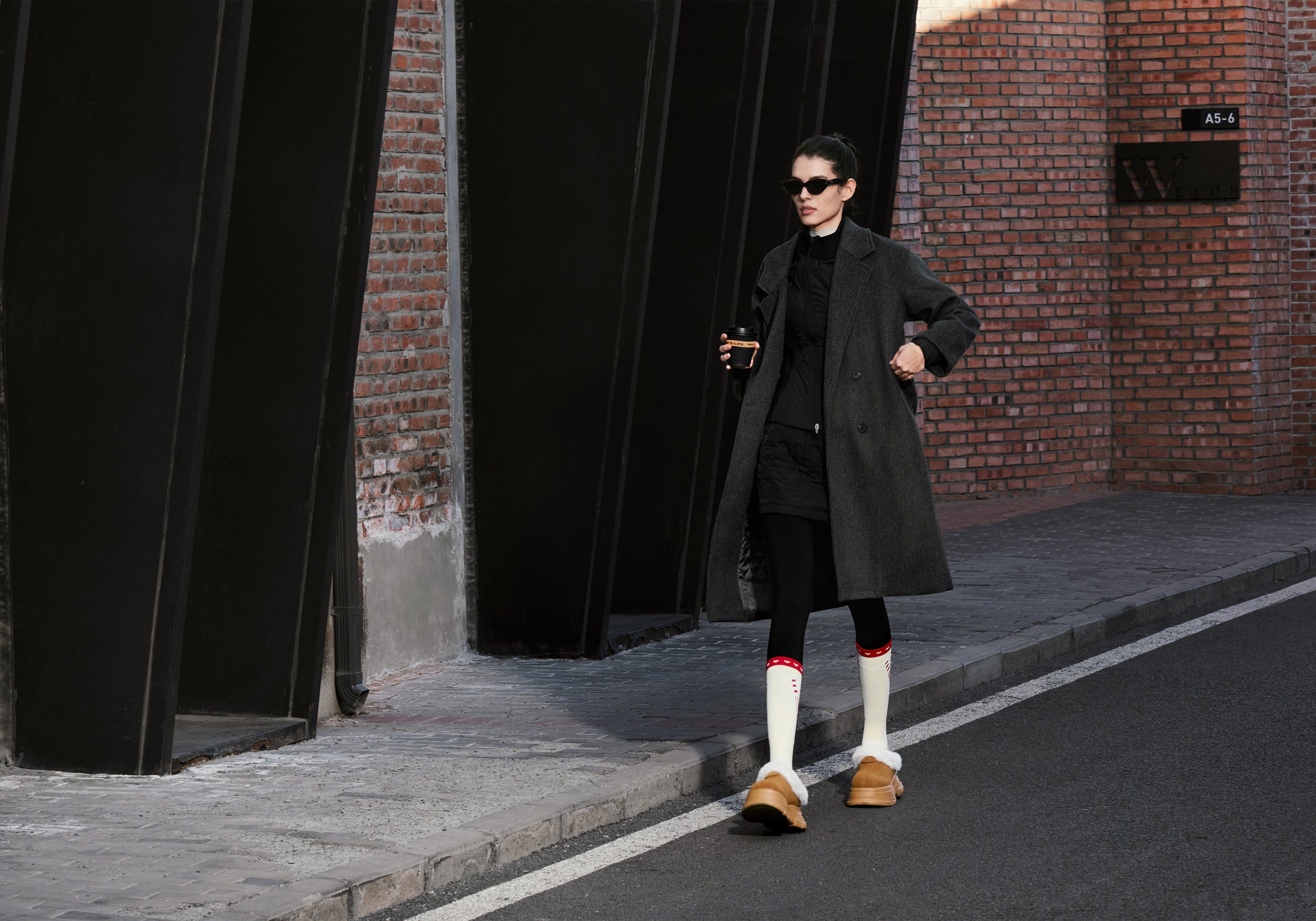 Should You Wear Compression Socks on a Flight?