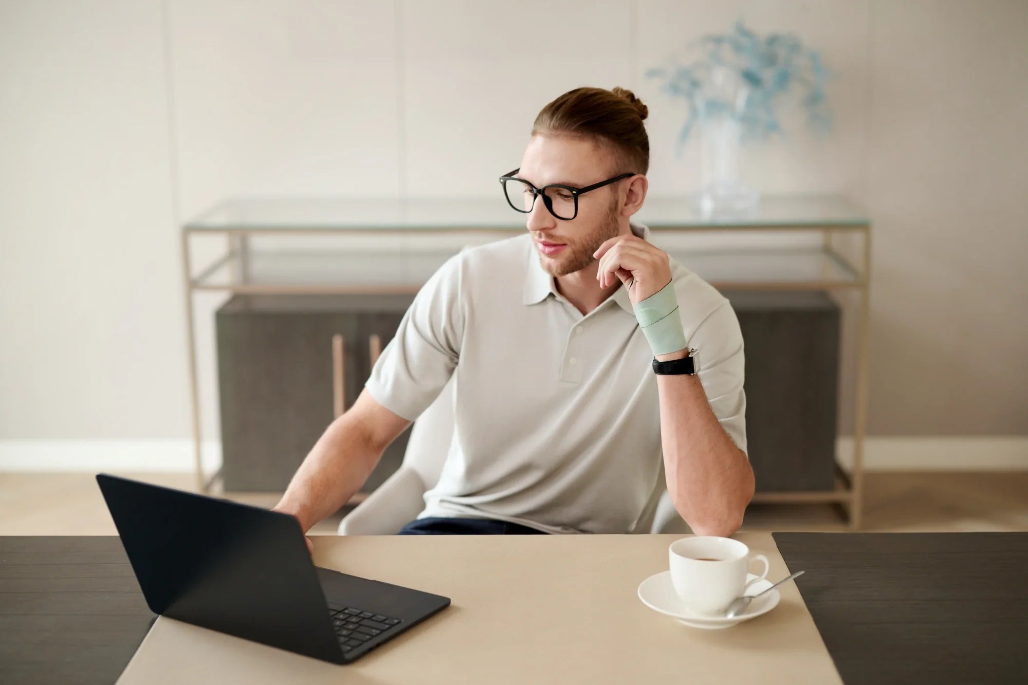 Typing Hand Support Ultimate Guide: Wrist Support for Typing – Protect Your Wrists from St ...